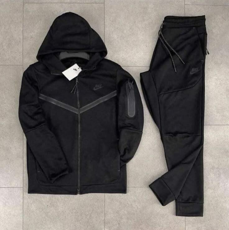 Tenue Sport Homme Nike/UA