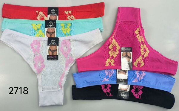 Tangas en dentelle colorée