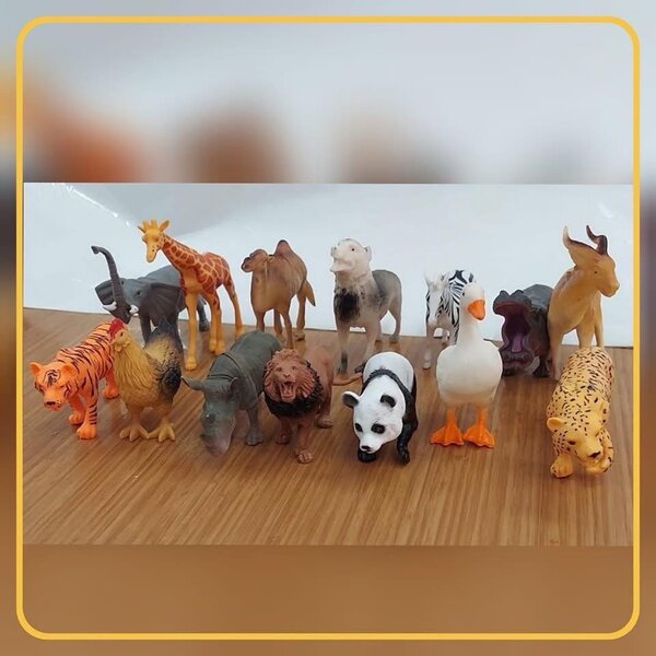 Figurines d'animaux sauvages