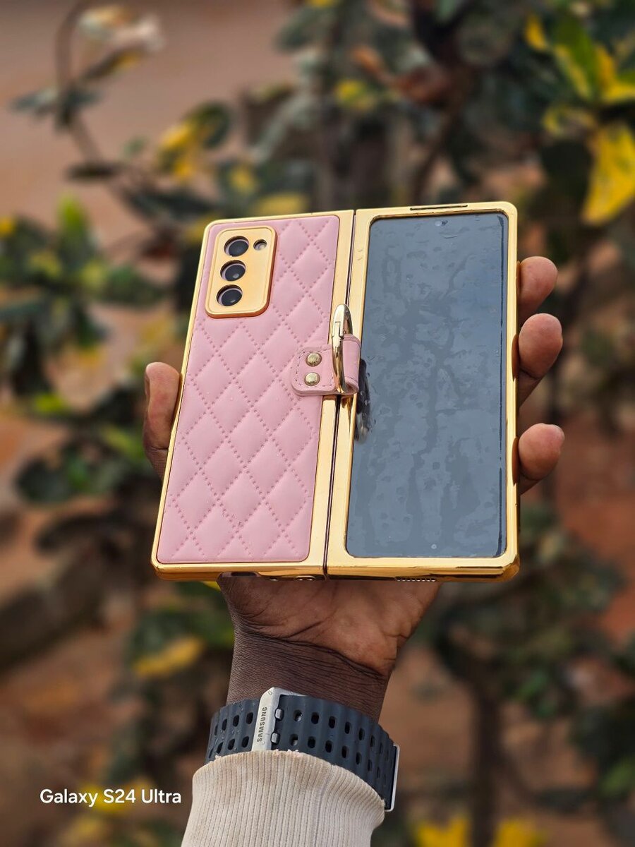 Samsung Fold 2 512GB + 12G RAM very neat and original screen