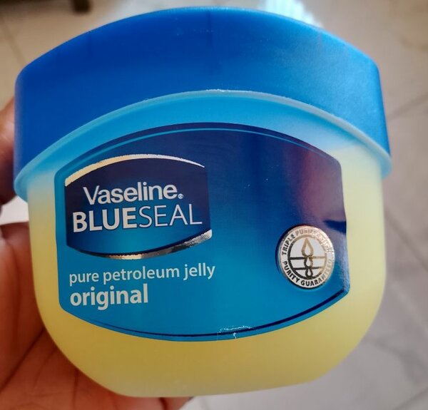 Vaseline Blue Seal 225ml