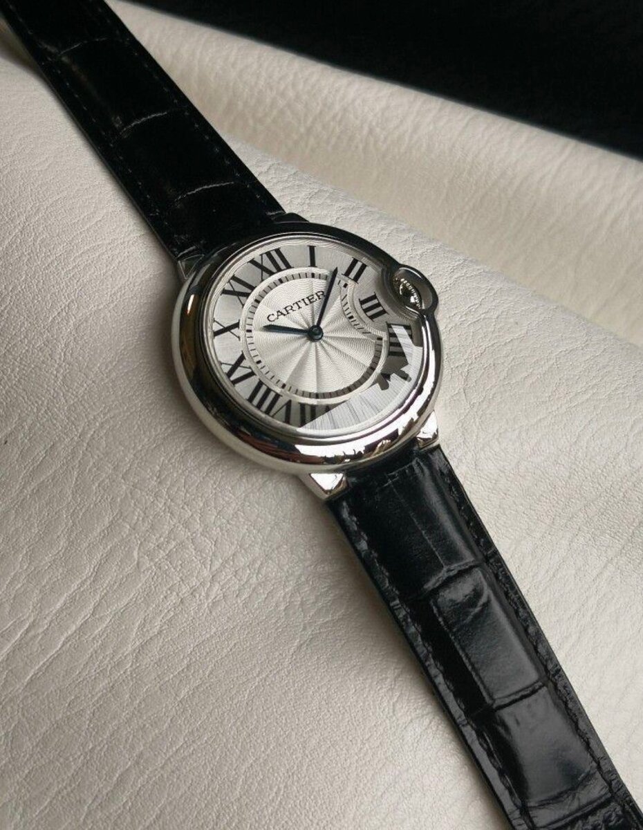 Montre luxe élégante