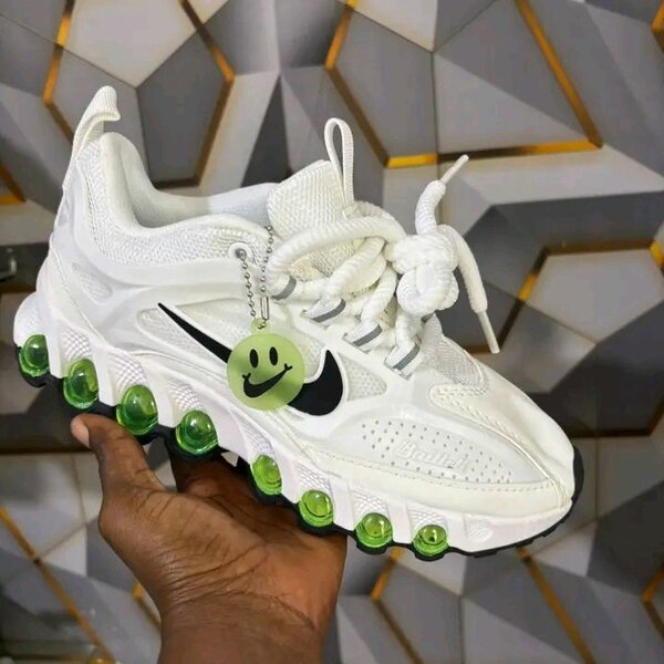 Sneakers tendance blanches