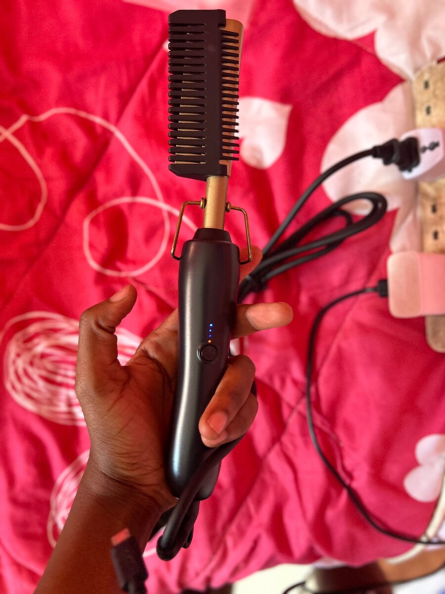 Electric hot hair comb