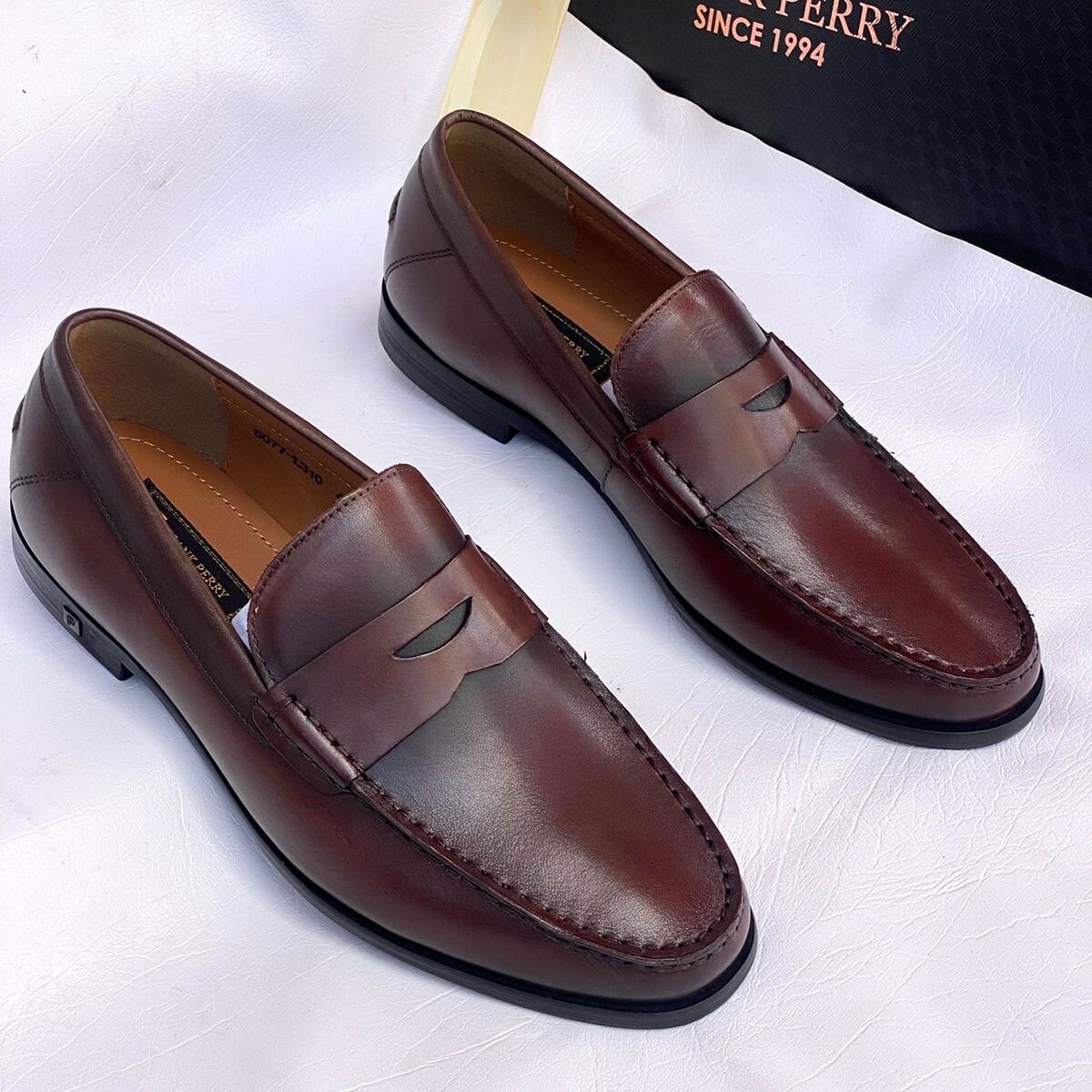 Mens executive shoe