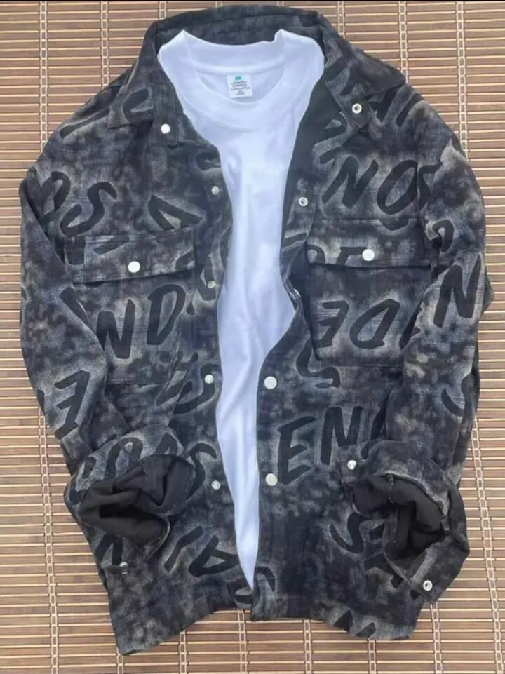 Veste en jean imprimée élégante