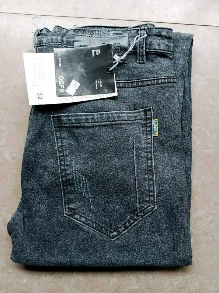 Plain Jeans