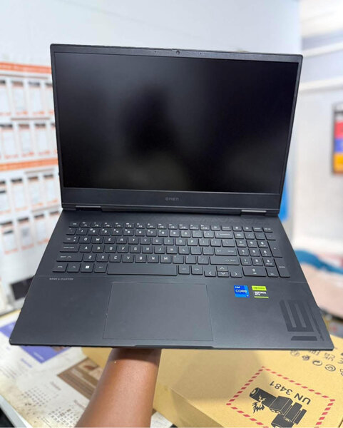 GAMING HP OMEN  16-wf0xxx i7