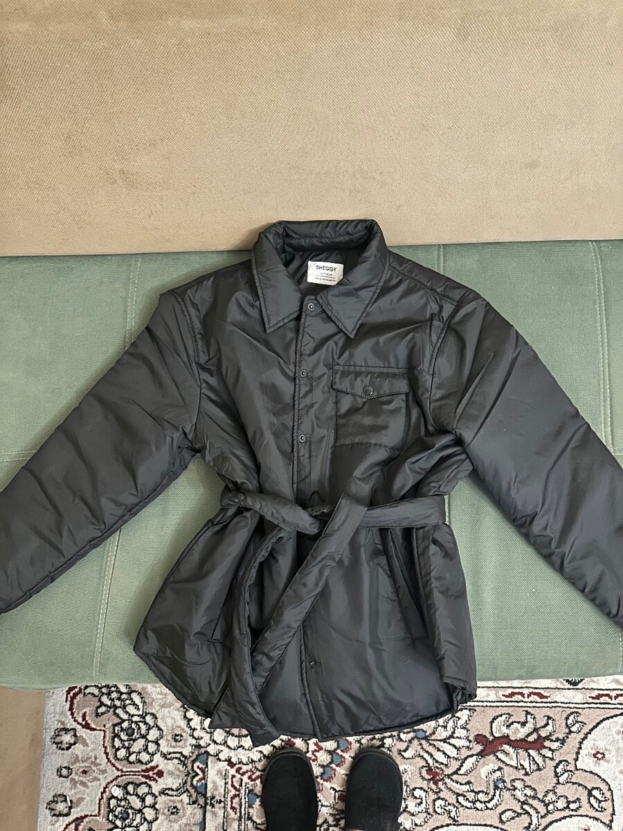 Куртка на осень-весну и теплую зиму.