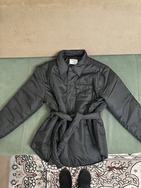 Куртка на осень-весну и теплую зиму.