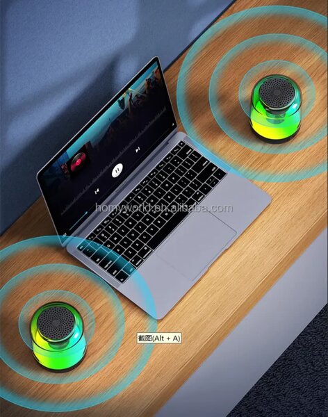 Mini haut-parleur coloré LED c