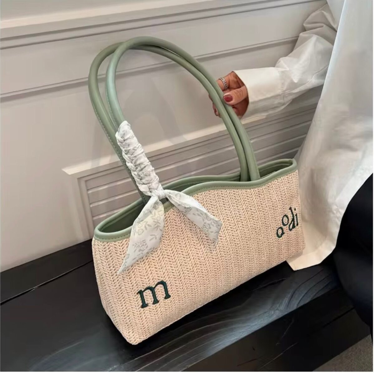 Sac cabas en paille avec poignée et ruban