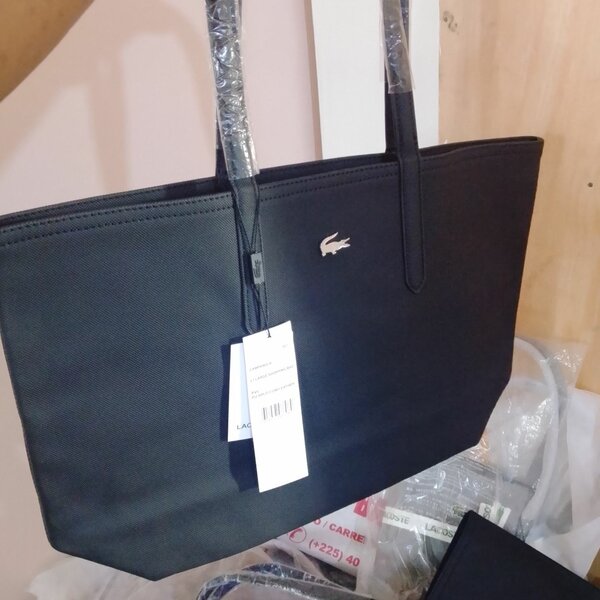 Sac cabas élégante Lacoste