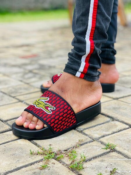 Claquettes confort tendance