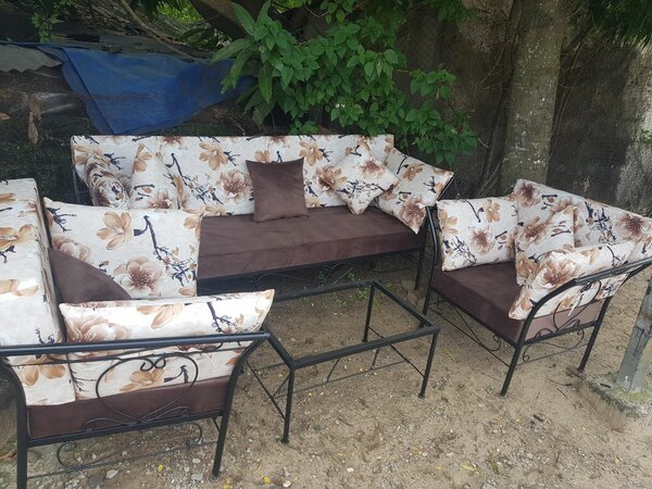 Fauteuil métallique