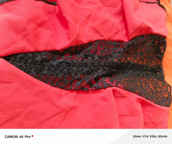 Robe élégante à volants