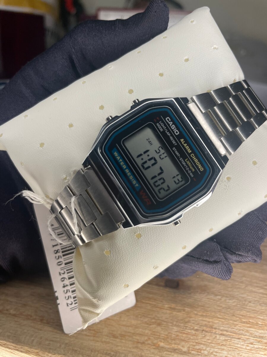 Montre rétro numérique Casio