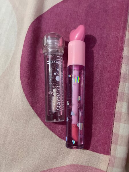 Set de brillants à lèvres colorés