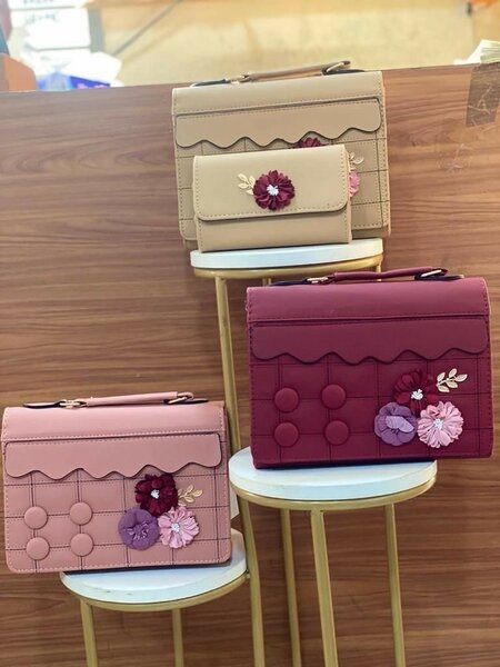 Quality leather bags available 2 in 1 bag sets