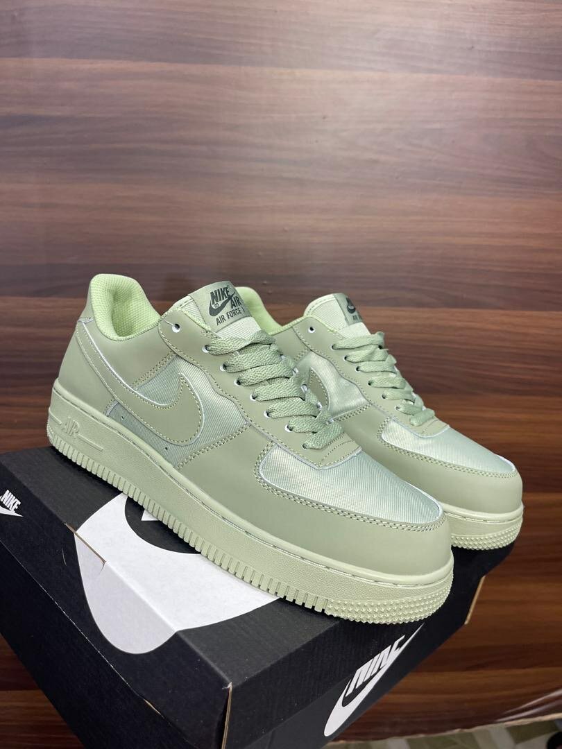 AF1