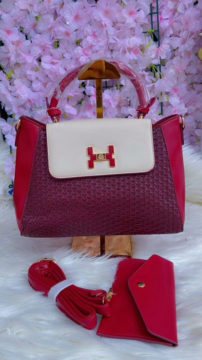 Sac à main tressé élégant