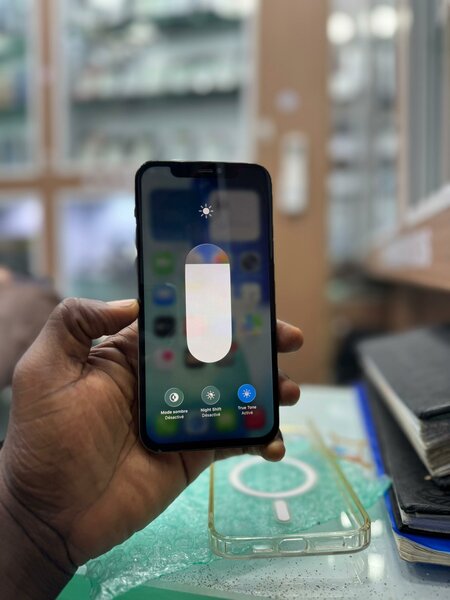 12 pro 128Go  Message écran