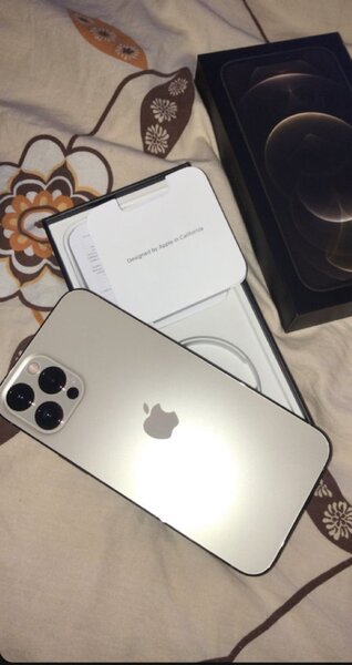 iPhone 12 Pro Max FRESH IN BOX