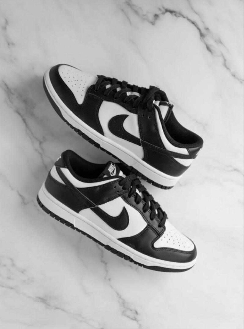 Nike low dunks