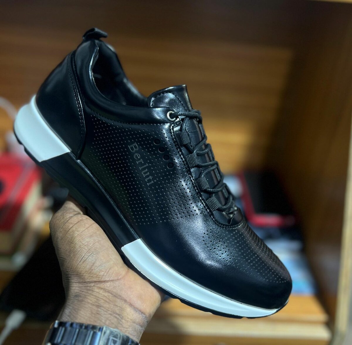 Chaussures de sport en cuir élégantes