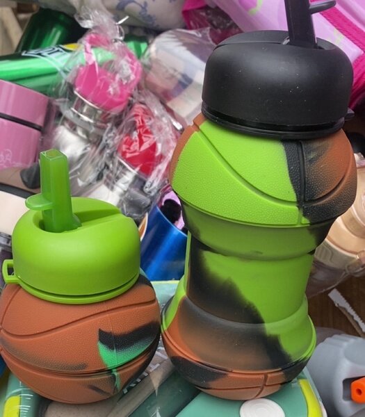 Gourdes créatives cartoon et sport