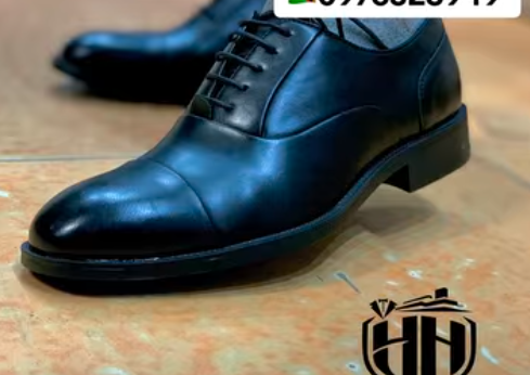 Men's black shoes