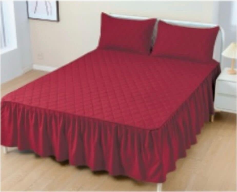 Bedroom set: waterproof quilted bedspread + pillowcases 2pcs