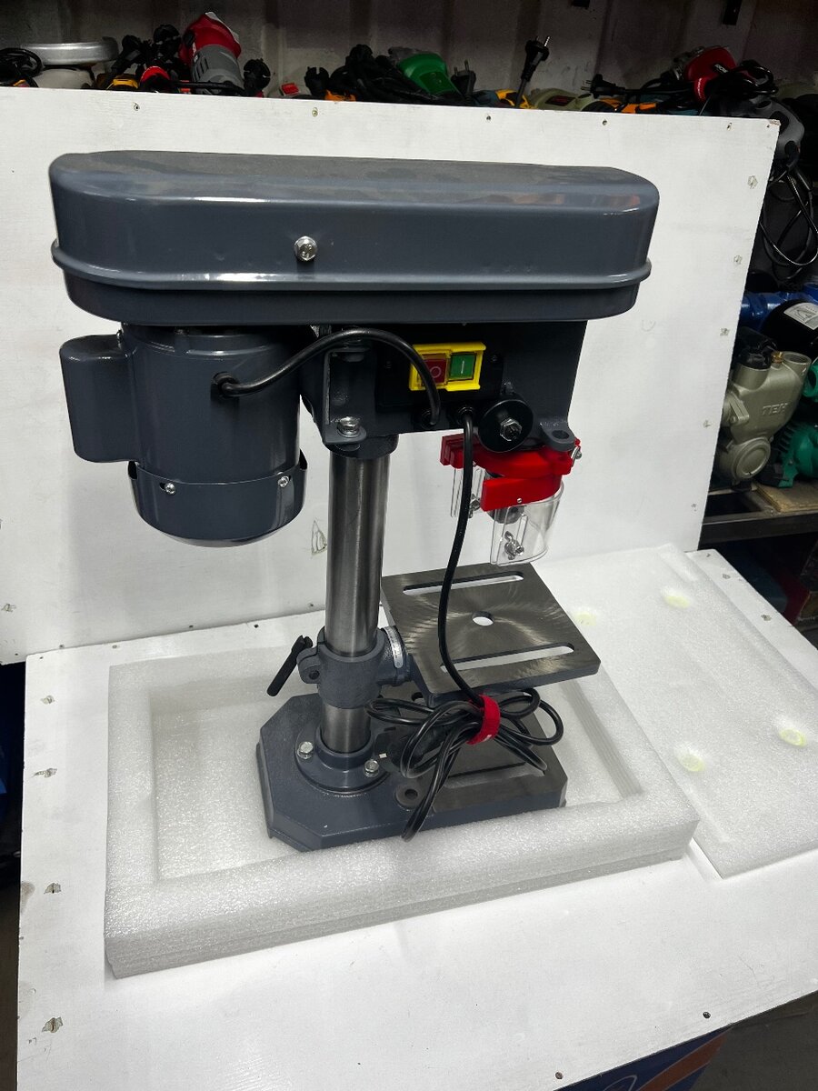 Сверлильный станок Фирма воркрафт