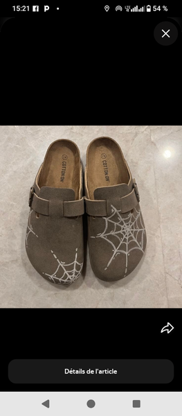 Sabots en daim avec motif