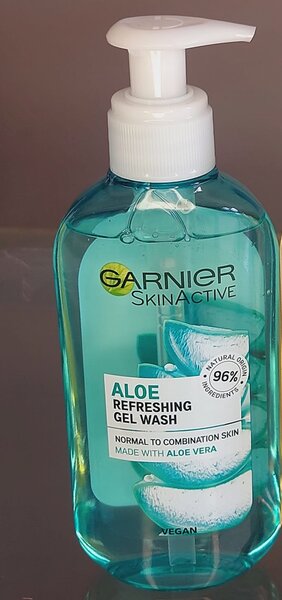 Garnier aloe gel wash