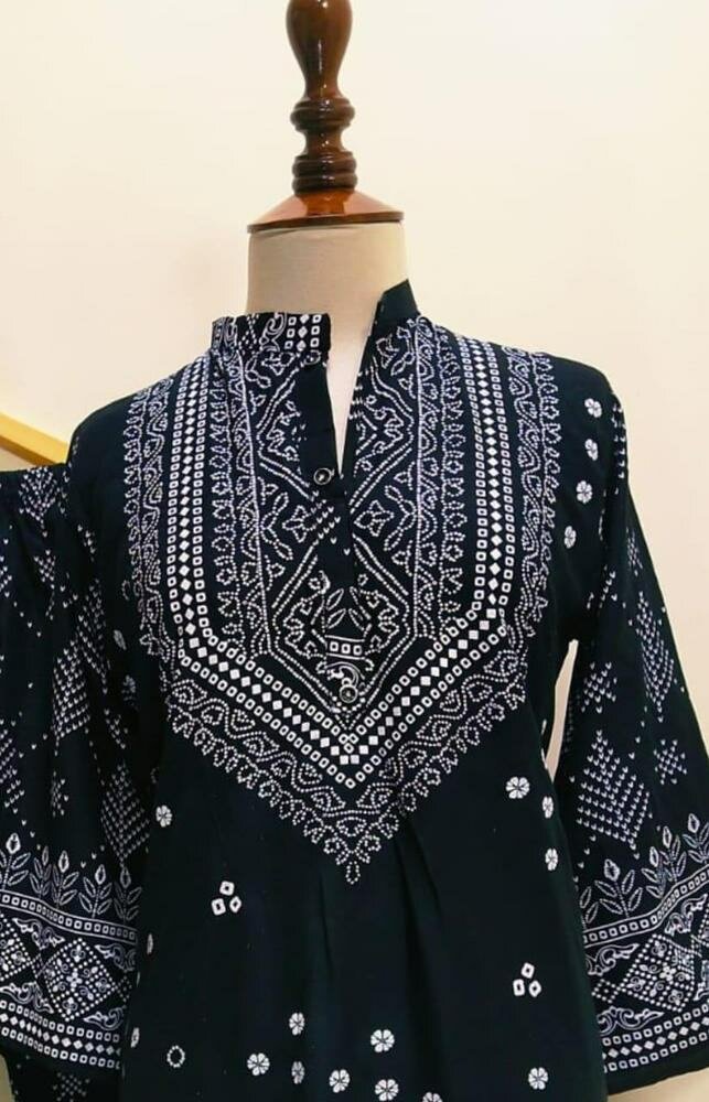 2pc stitched Lawn printed