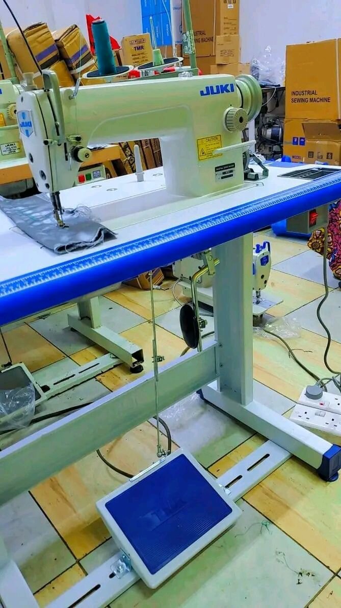 Industrial sewing machine