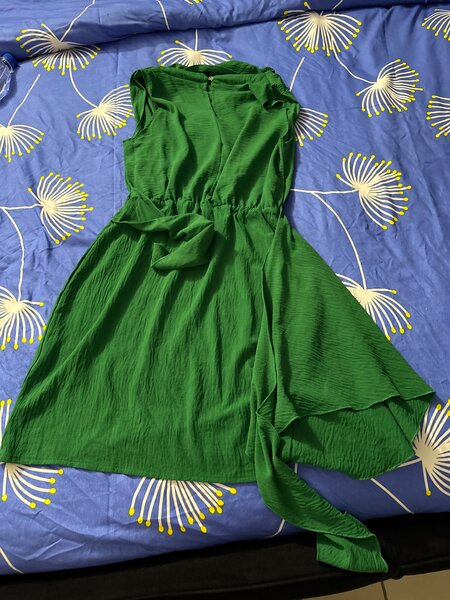 Robe Verte Évasée Élégante