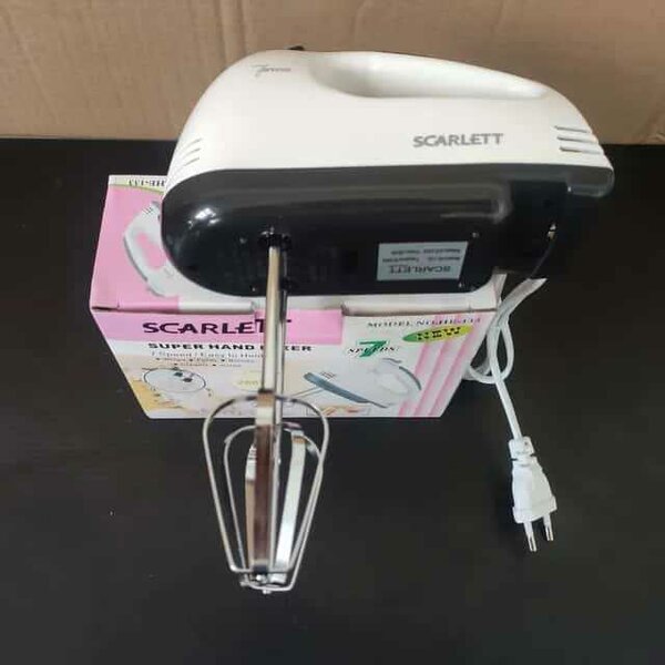 Scarlet Handmixer