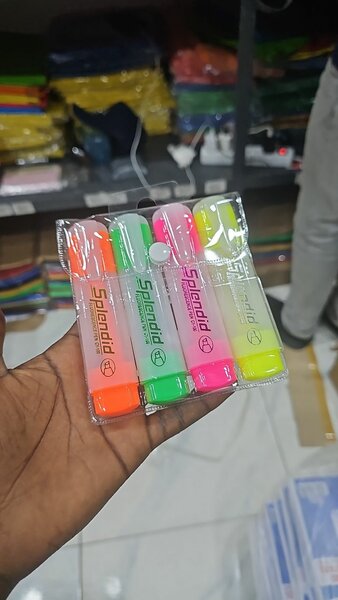 Marqueurs Fluorescents Couleurs Vives