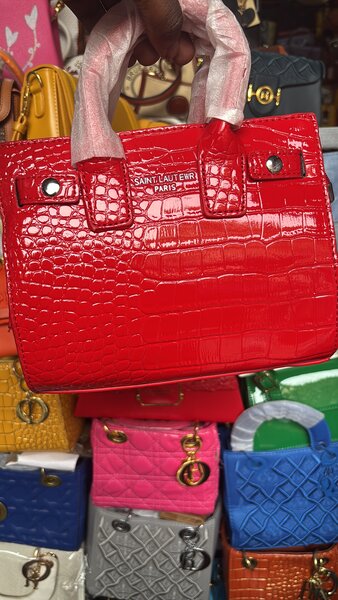 Sac à main élégant en cuir