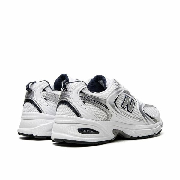 New Balance 530