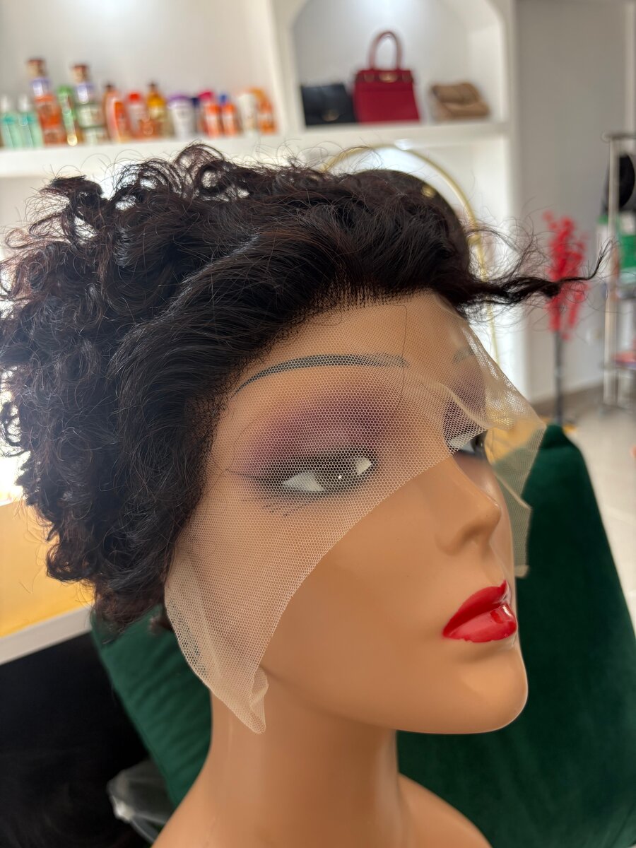 Perruque Bouclée en Dentelle