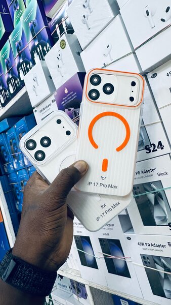 Coques pour iPhone 17 Pro Max