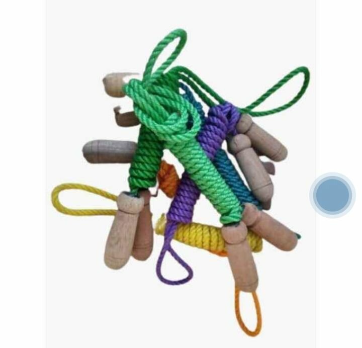 Corde à Sauter en Bois Colorée