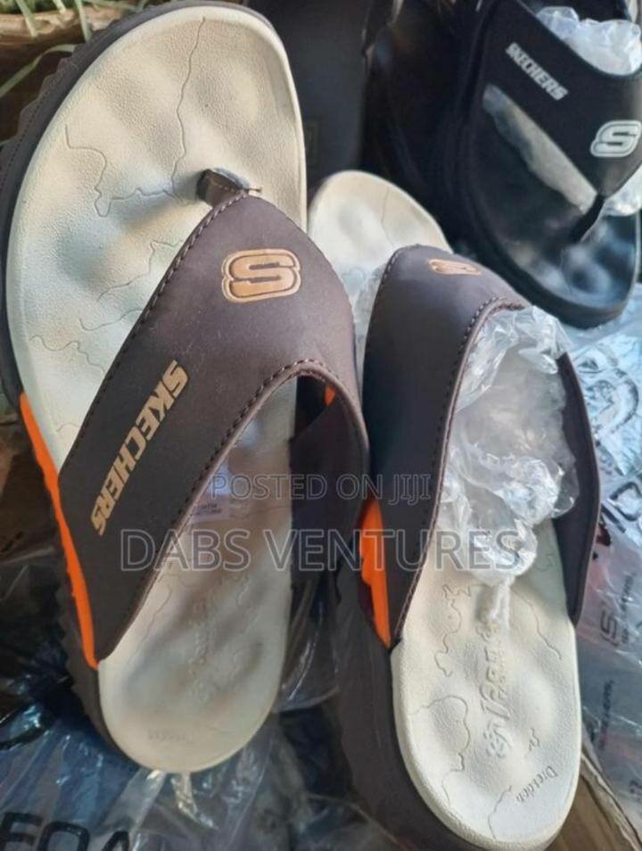 Sketchers luxury slide