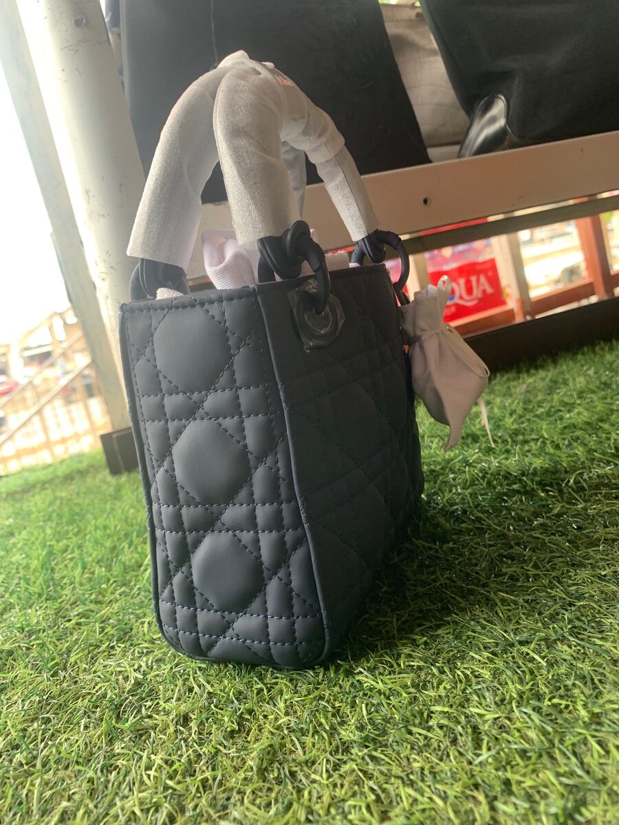 Ladies bag