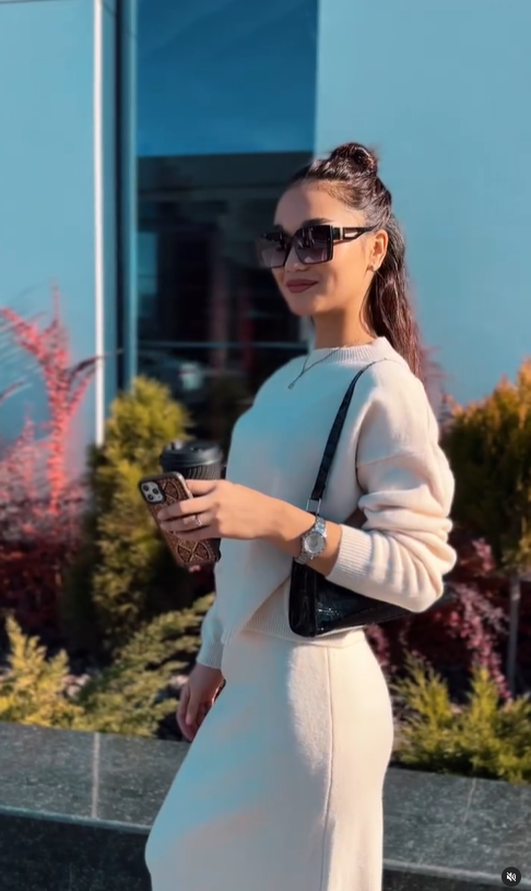 кофта и юбка белая