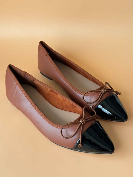 Flats shoes