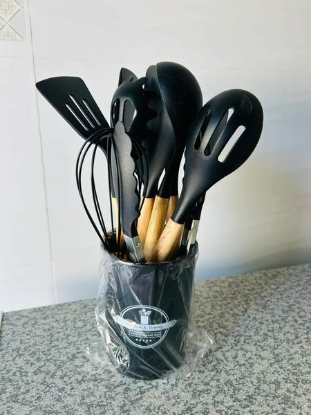 Cooking utensils